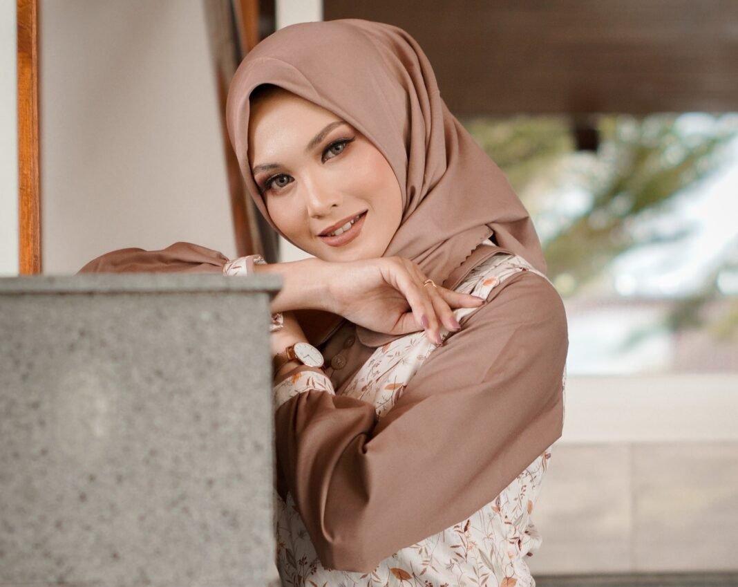 Makeup Tips for Muslim Hijabi Girls